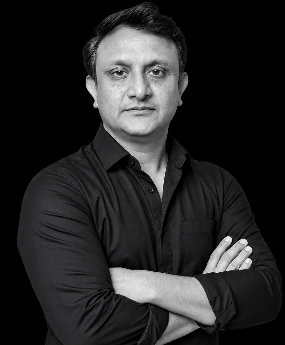 Portrait of Sandeep Sharma, web architect & full-stack partner